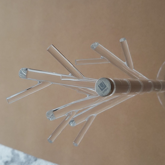 Umbra Jewellery Stand - Picture 2 of 3